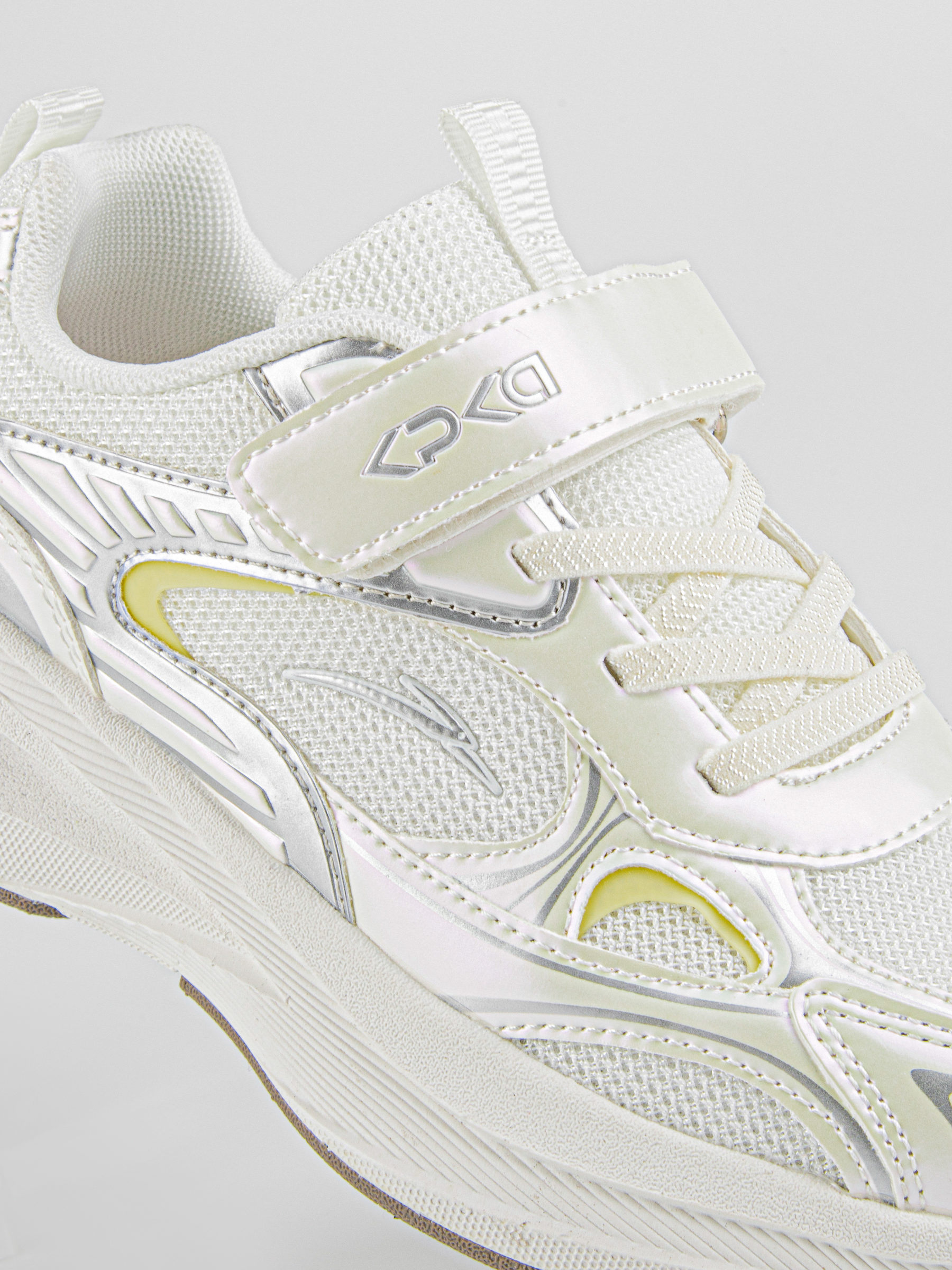 Кроссовки артикул:731295-1-3