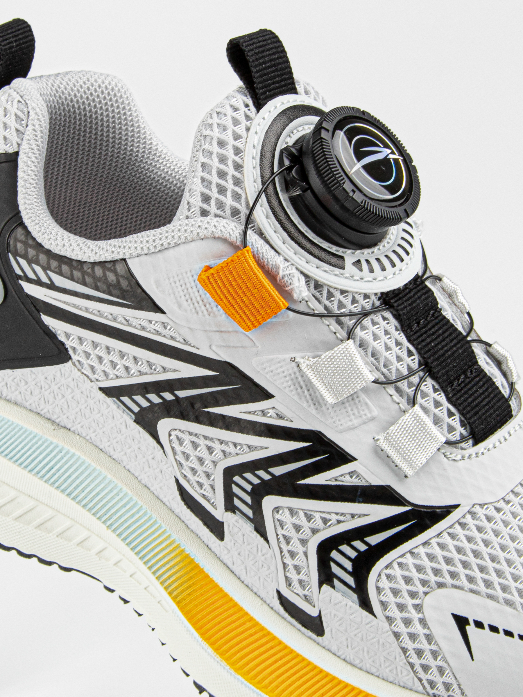 Кроссовки артикул:731256-3-3