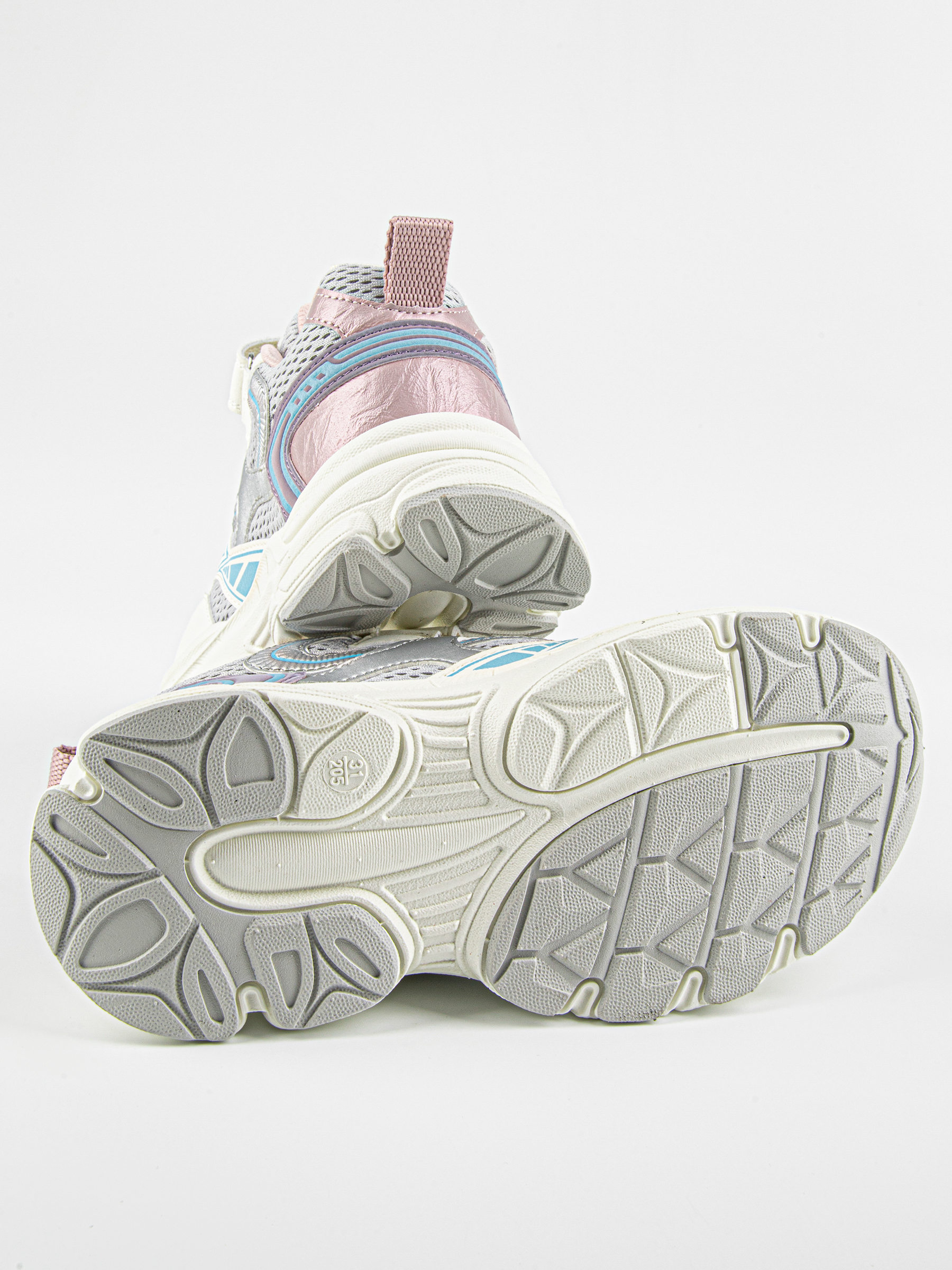 Кроссовки артикул:731236-1-5