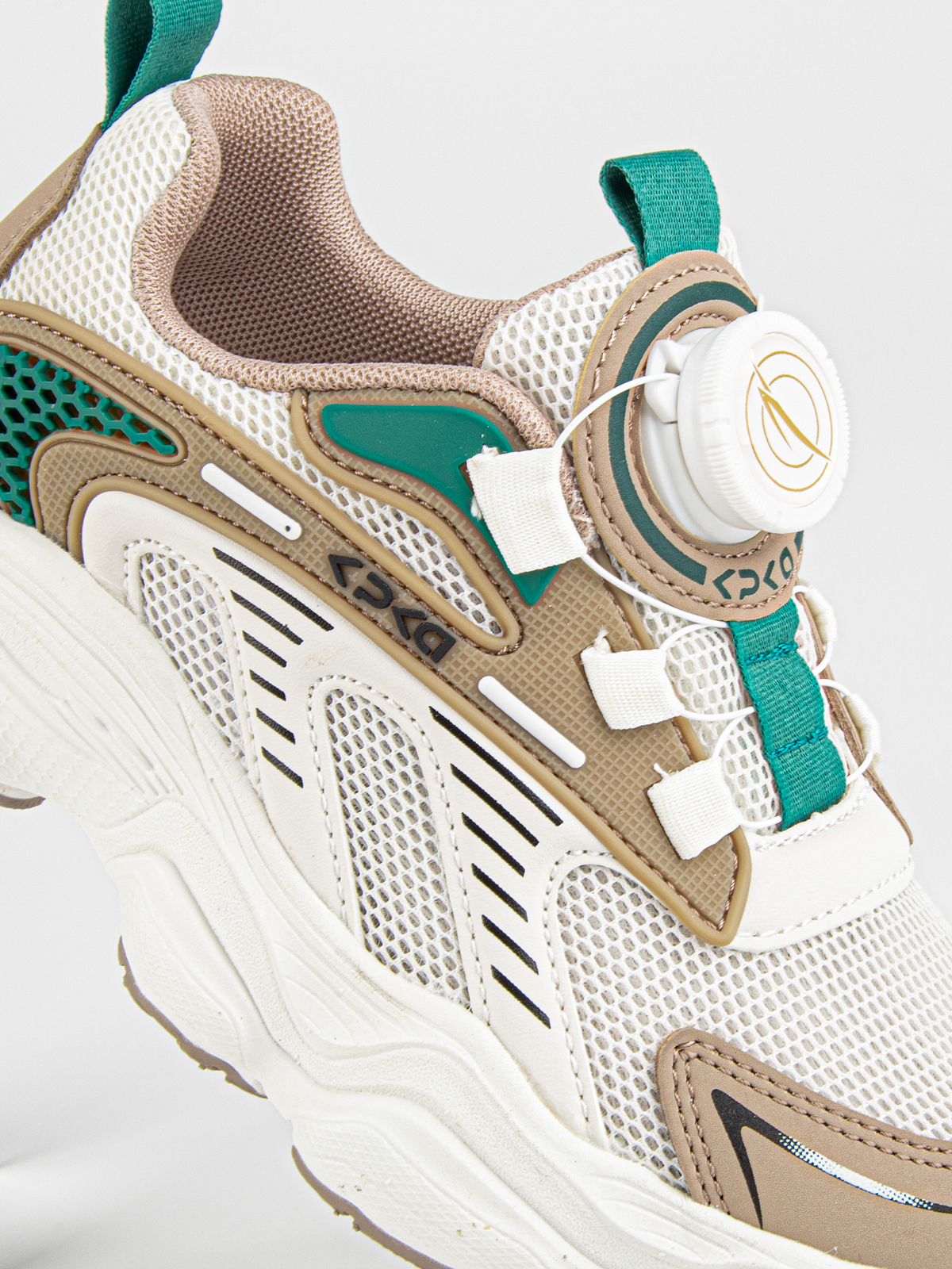 Кроссовки артикул:731144н-20-3