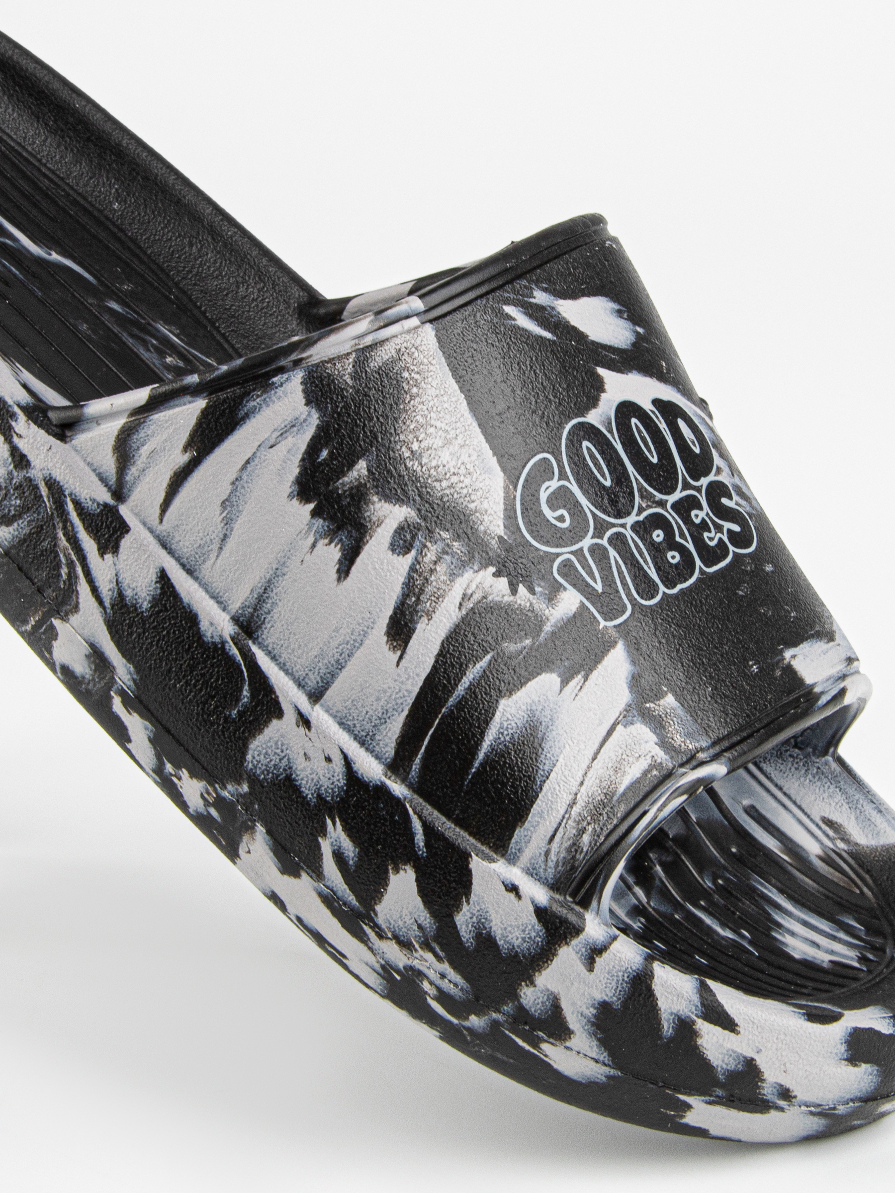 Шлепанцы артикул:83233-3-3