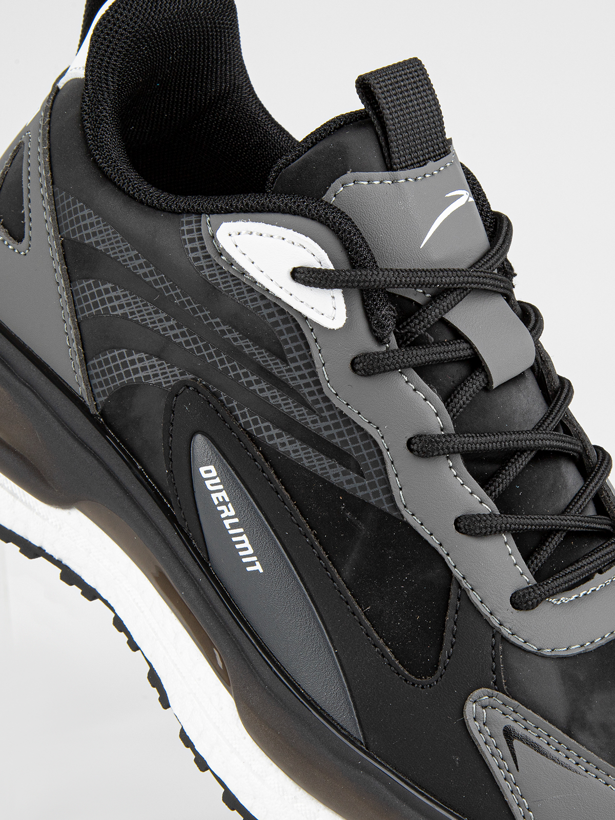 Кроссовки артикул:74831-10-3