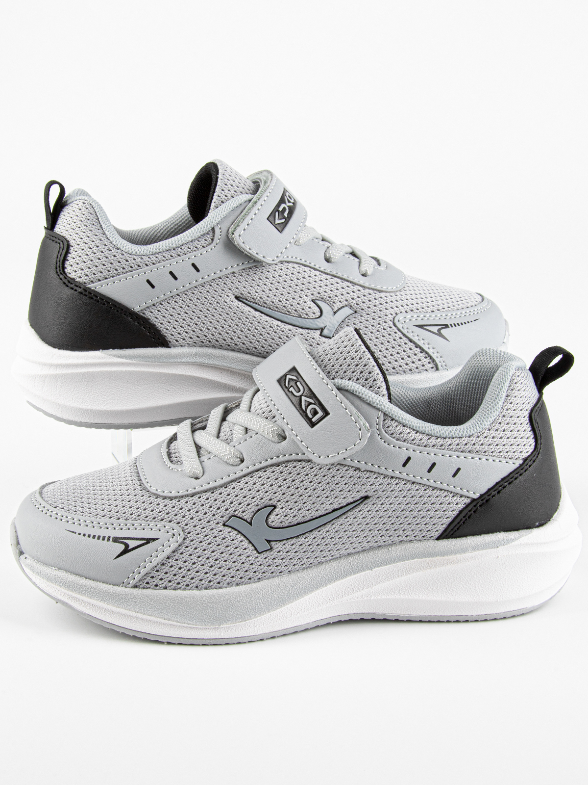 Кроссовки артикул:731226-2-4