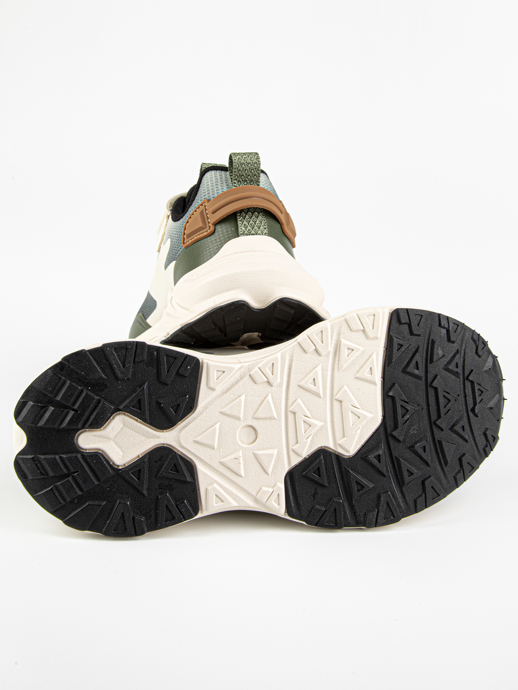 Кроссовки артикул:731247-2-5