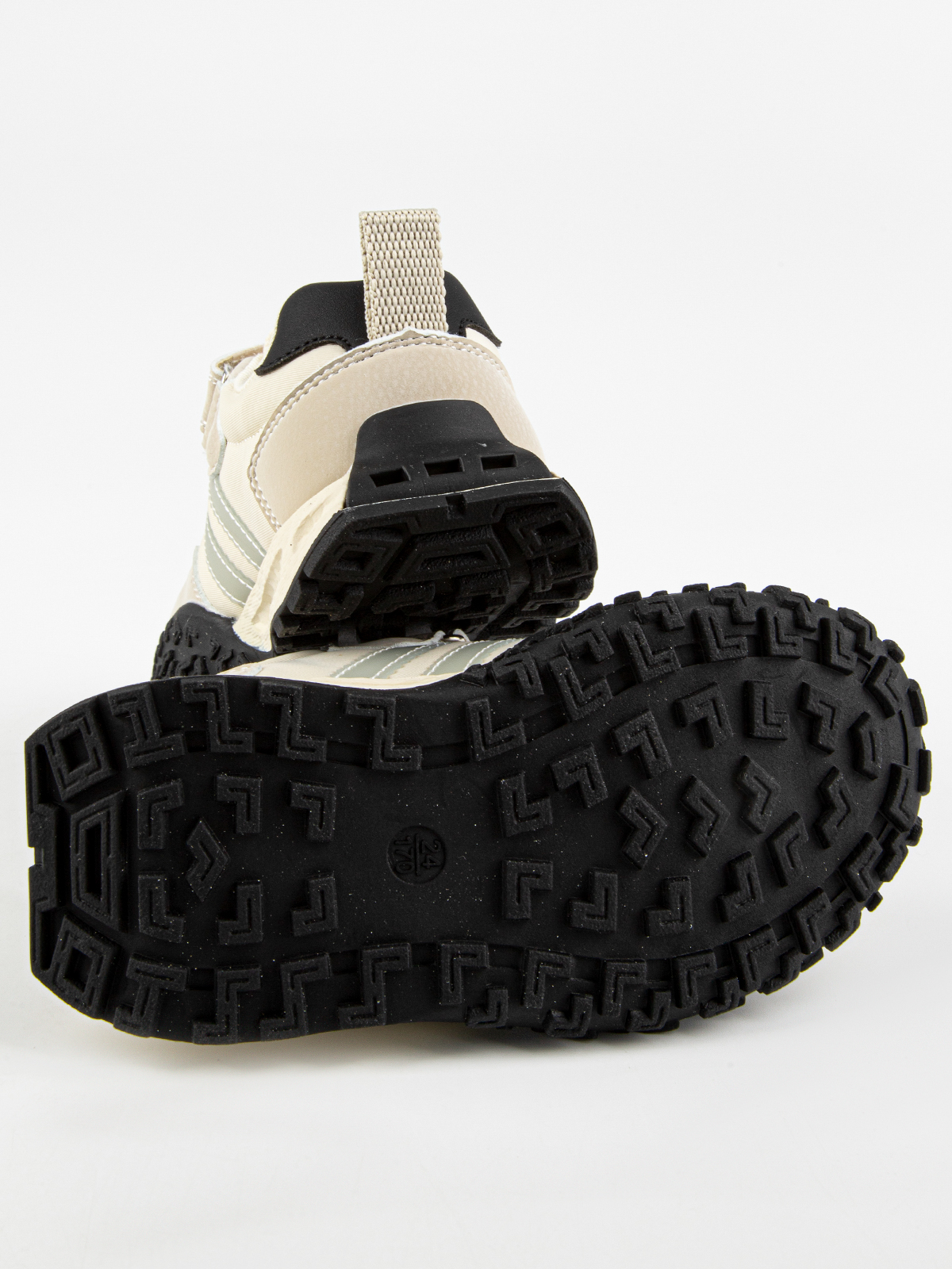 Кроссовки артикул:71503-20-5