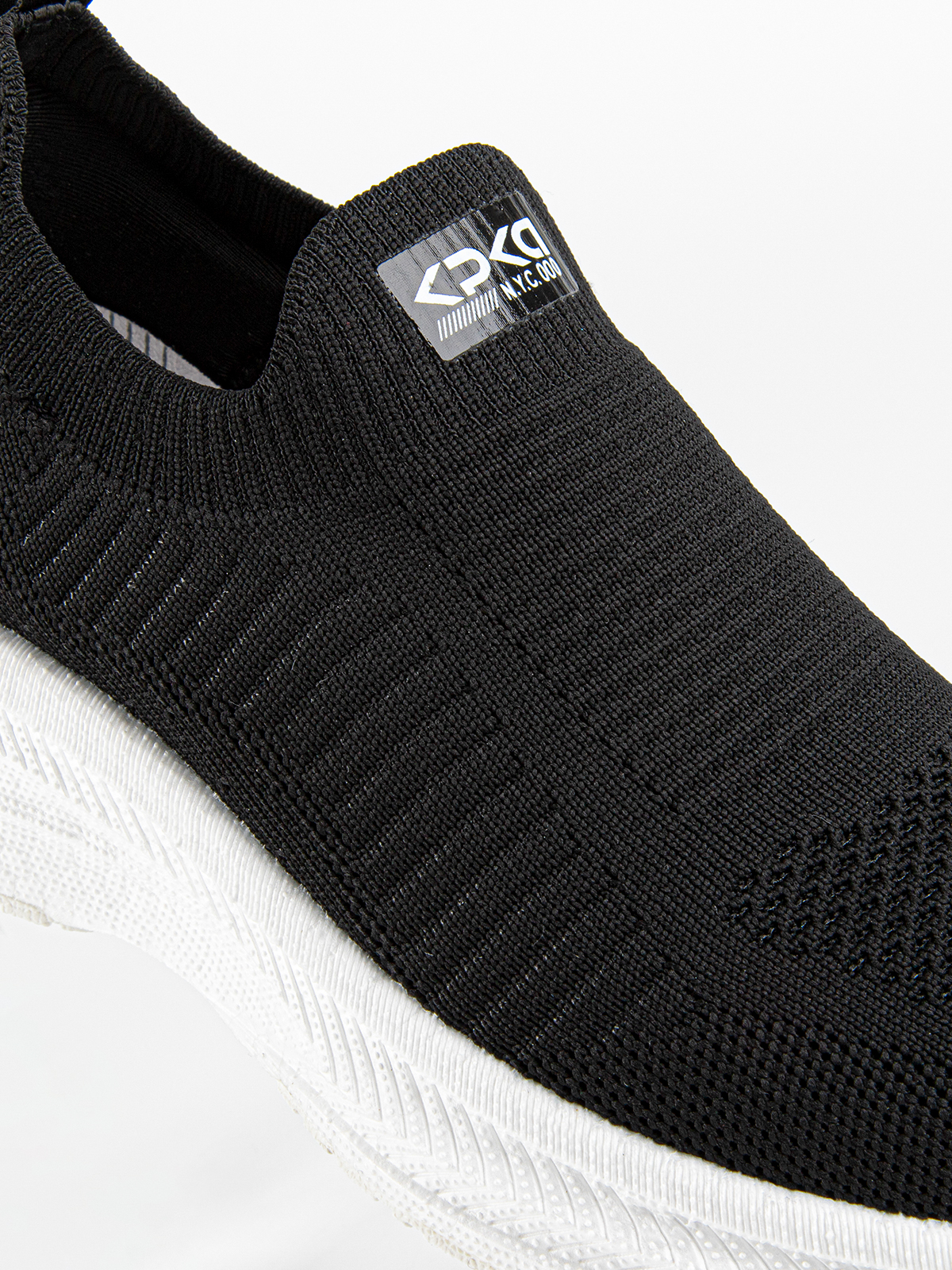 Кроссовки артикул:731230-1-3