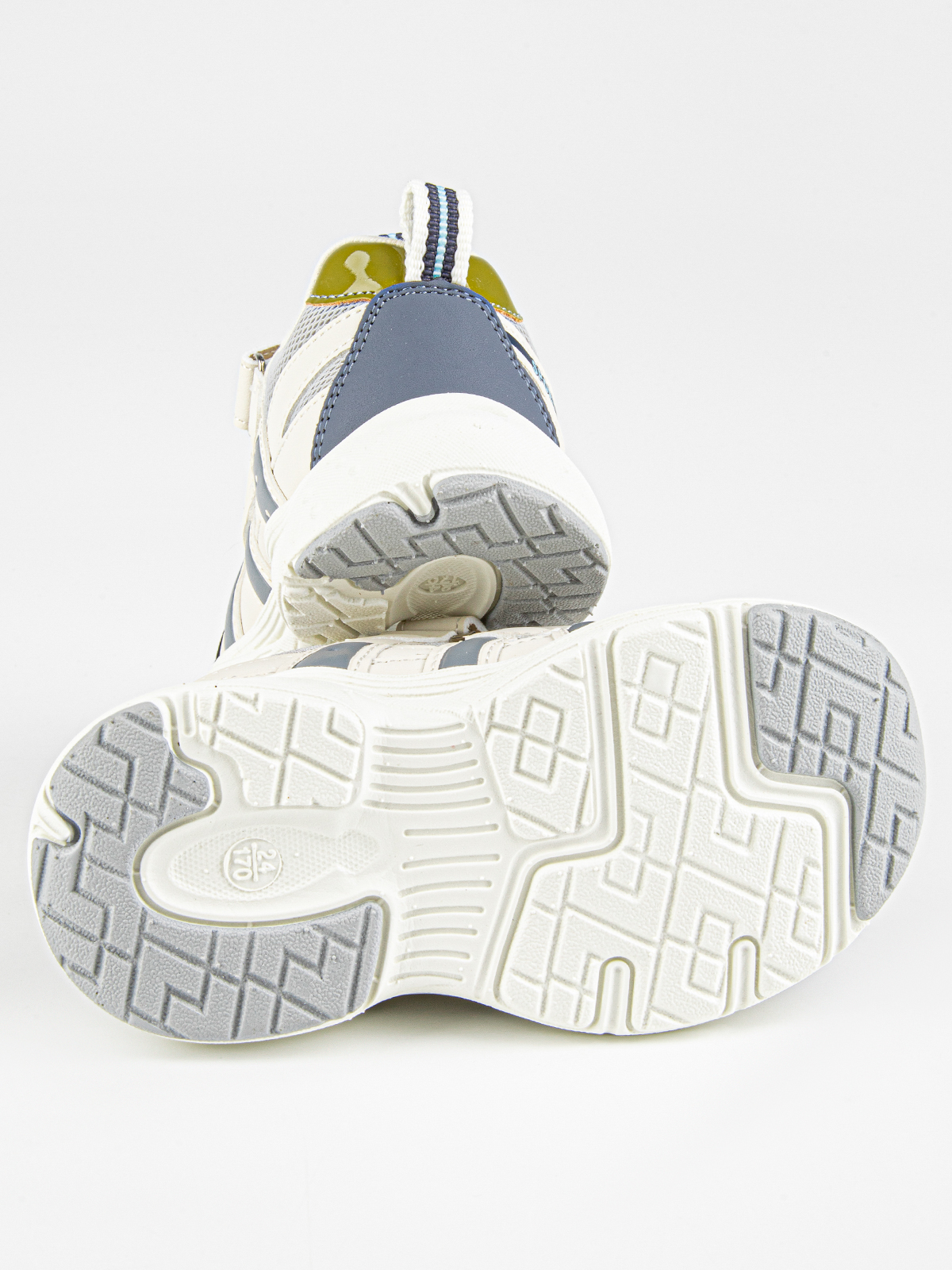 Кроссовки артикул:71556-3-5