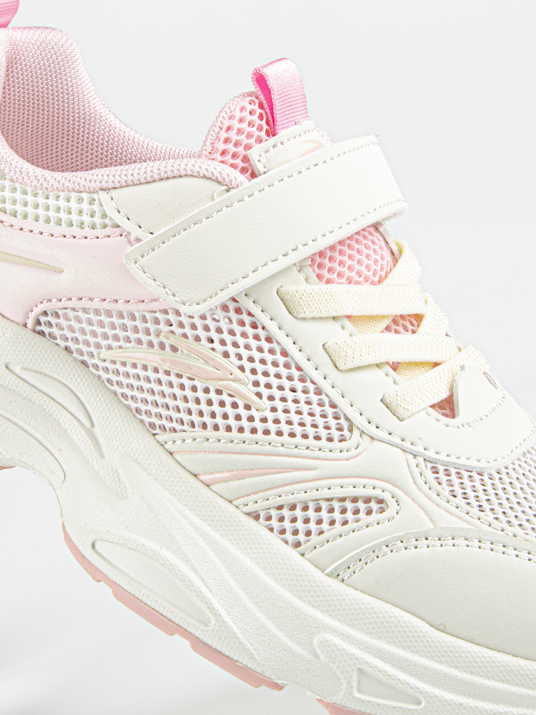 Кроссовки артикул:731267н-1-3