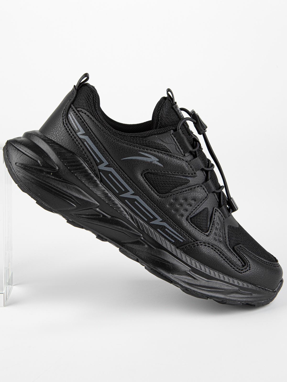 Кроссовки артикул:74835-20-7