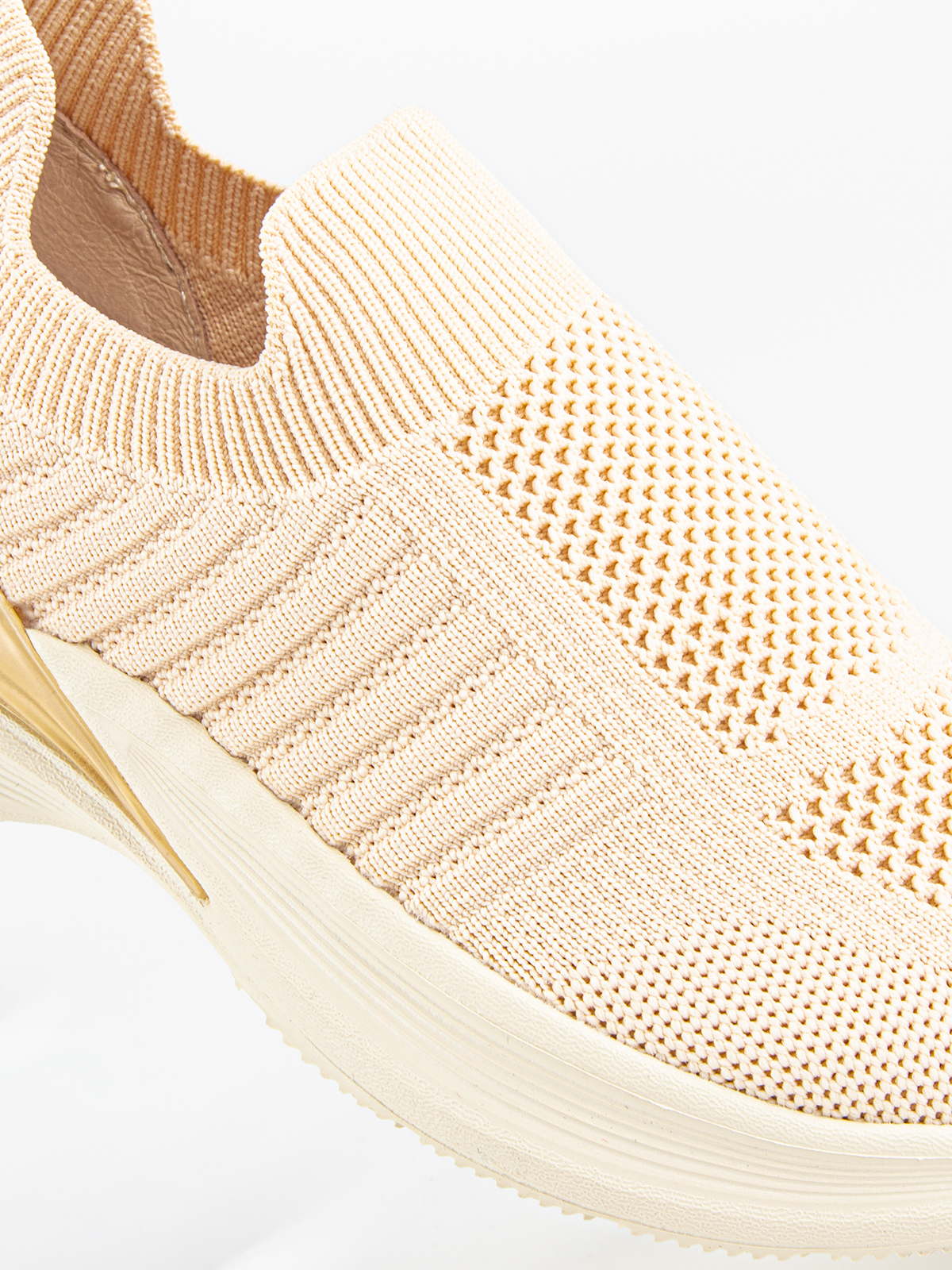 Кроссовки артикул:731038-2-3