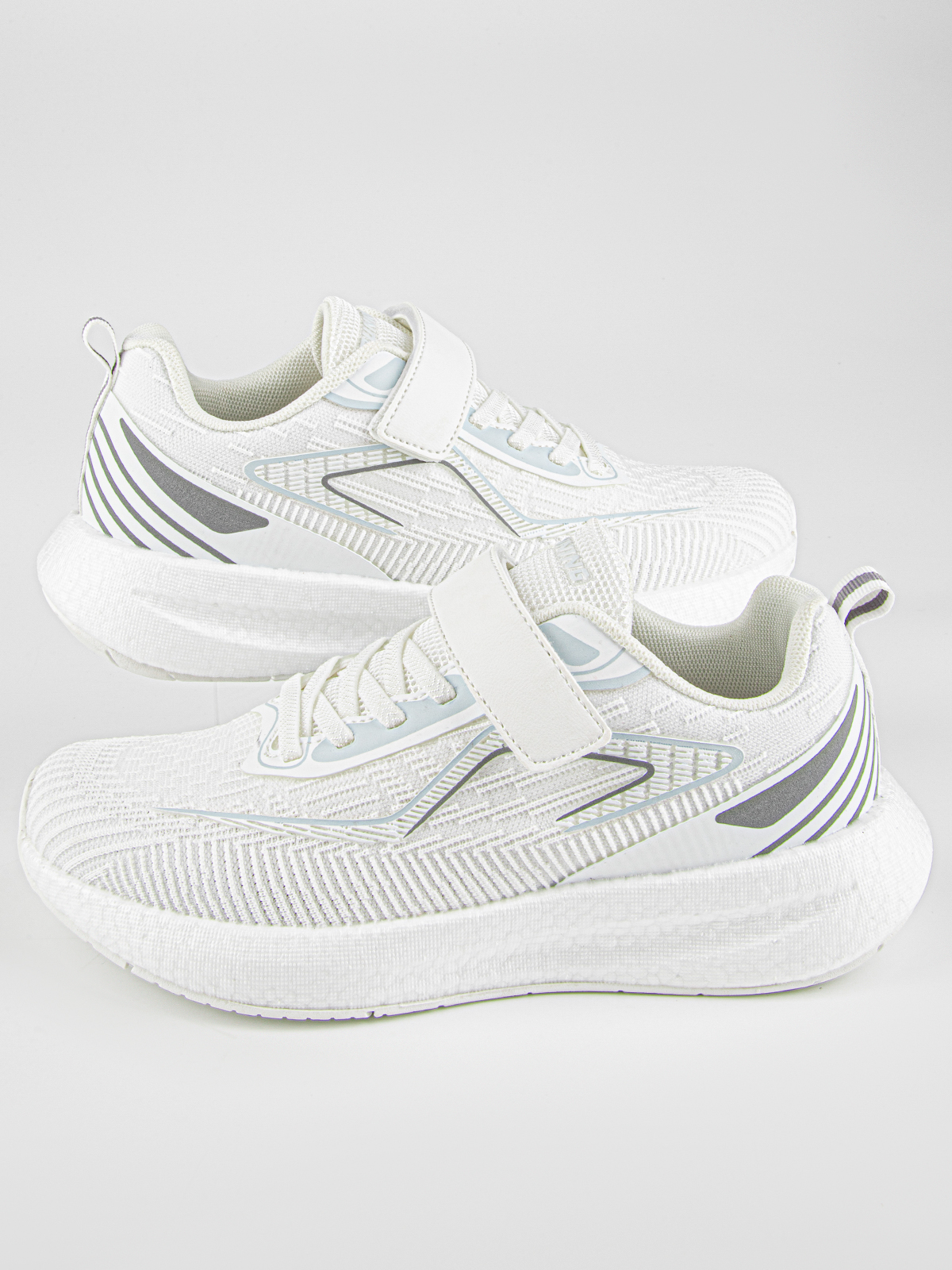 Кроссовки артикул:731220-2-4