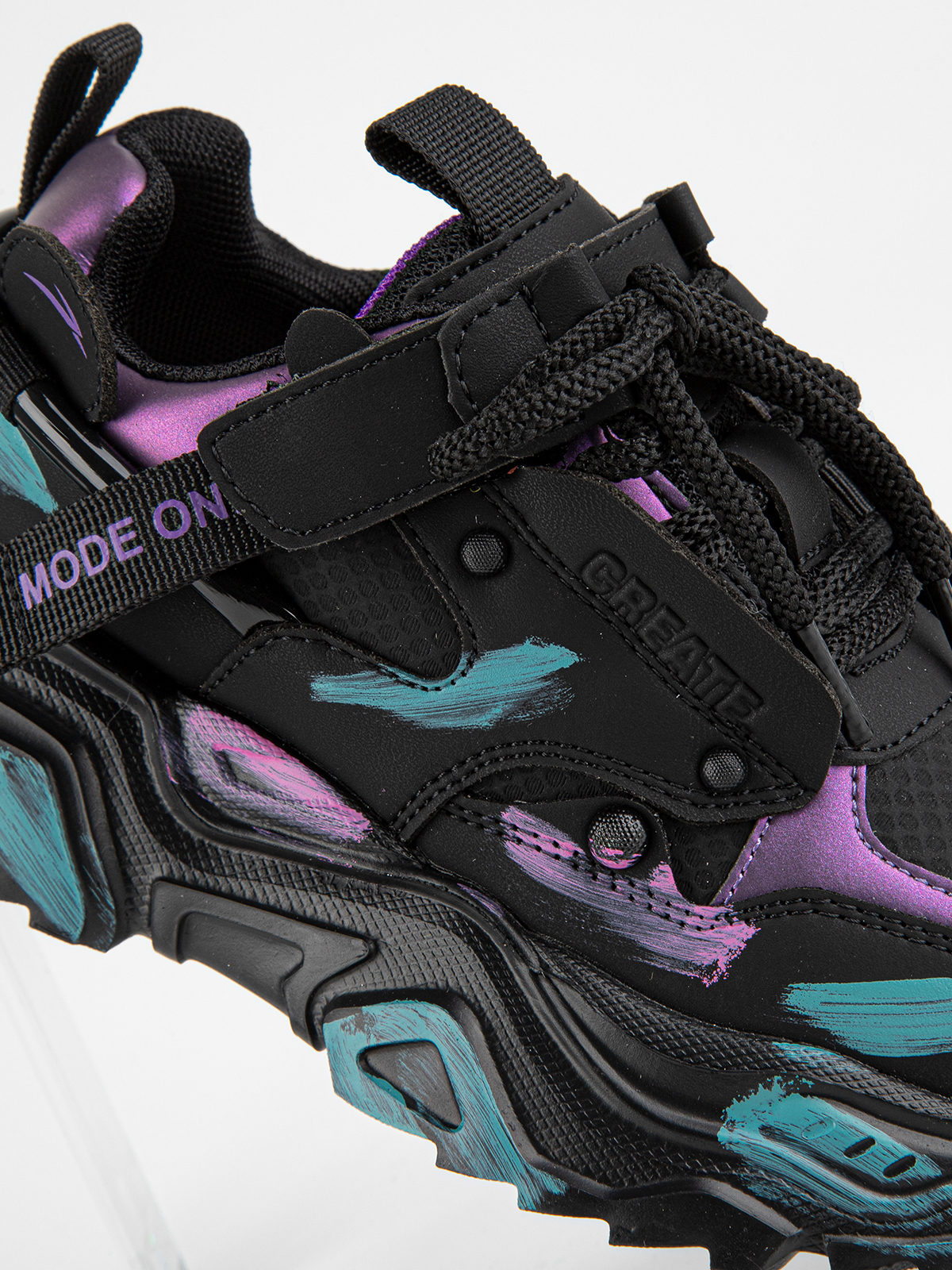 Кроссовки артикул:731060-10-3