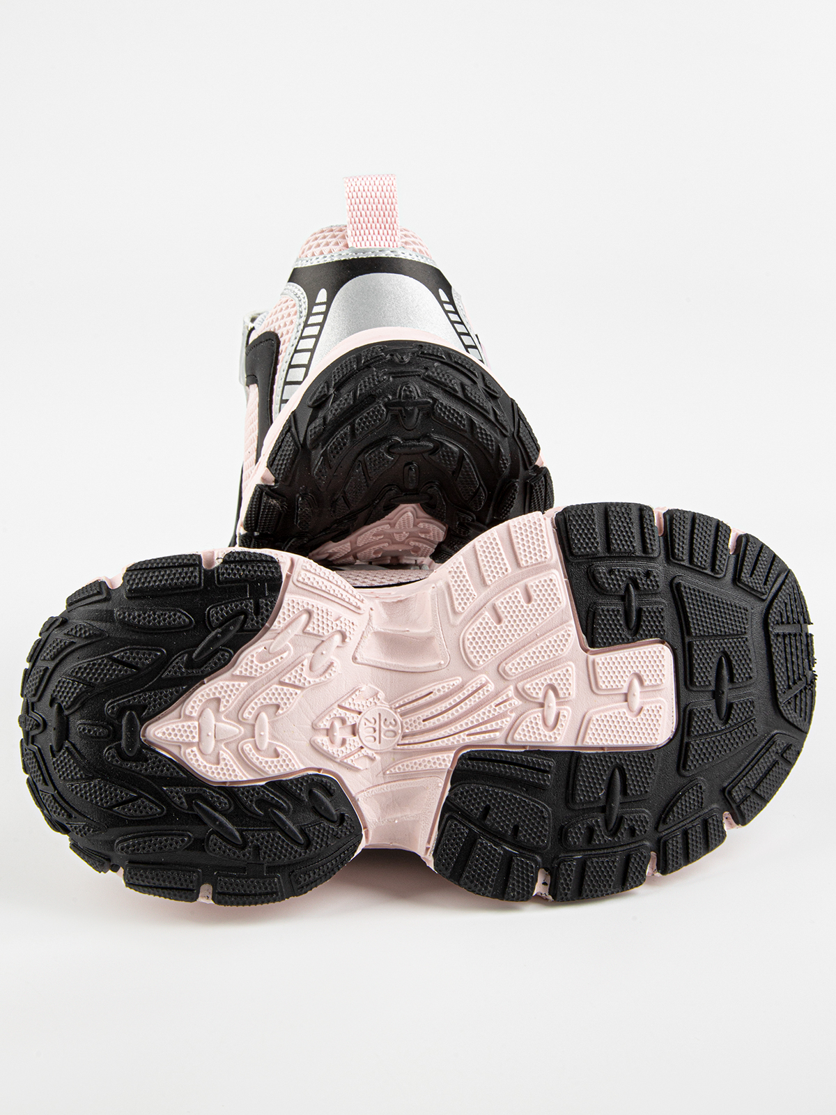 Кроссовки артикул:731124-10-5