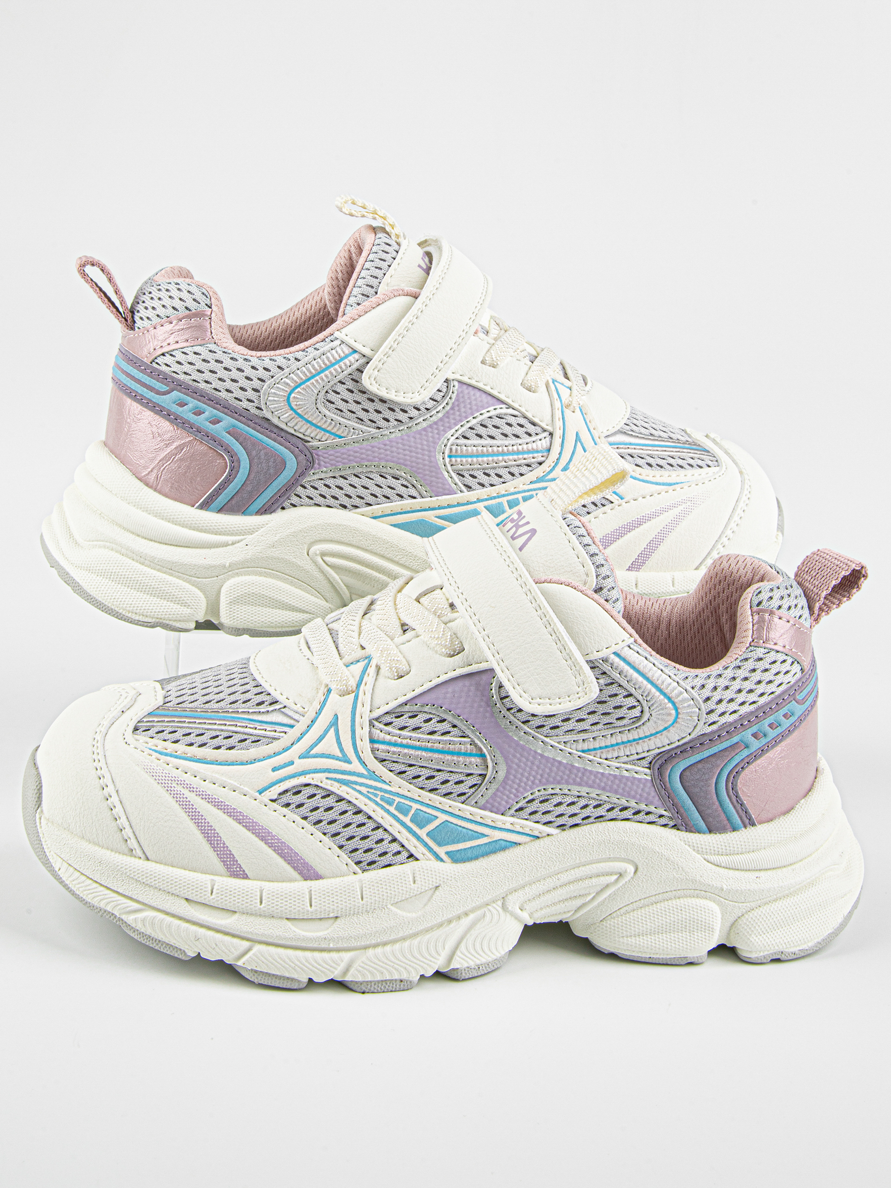 Кроссовки артикул:731236-1-4