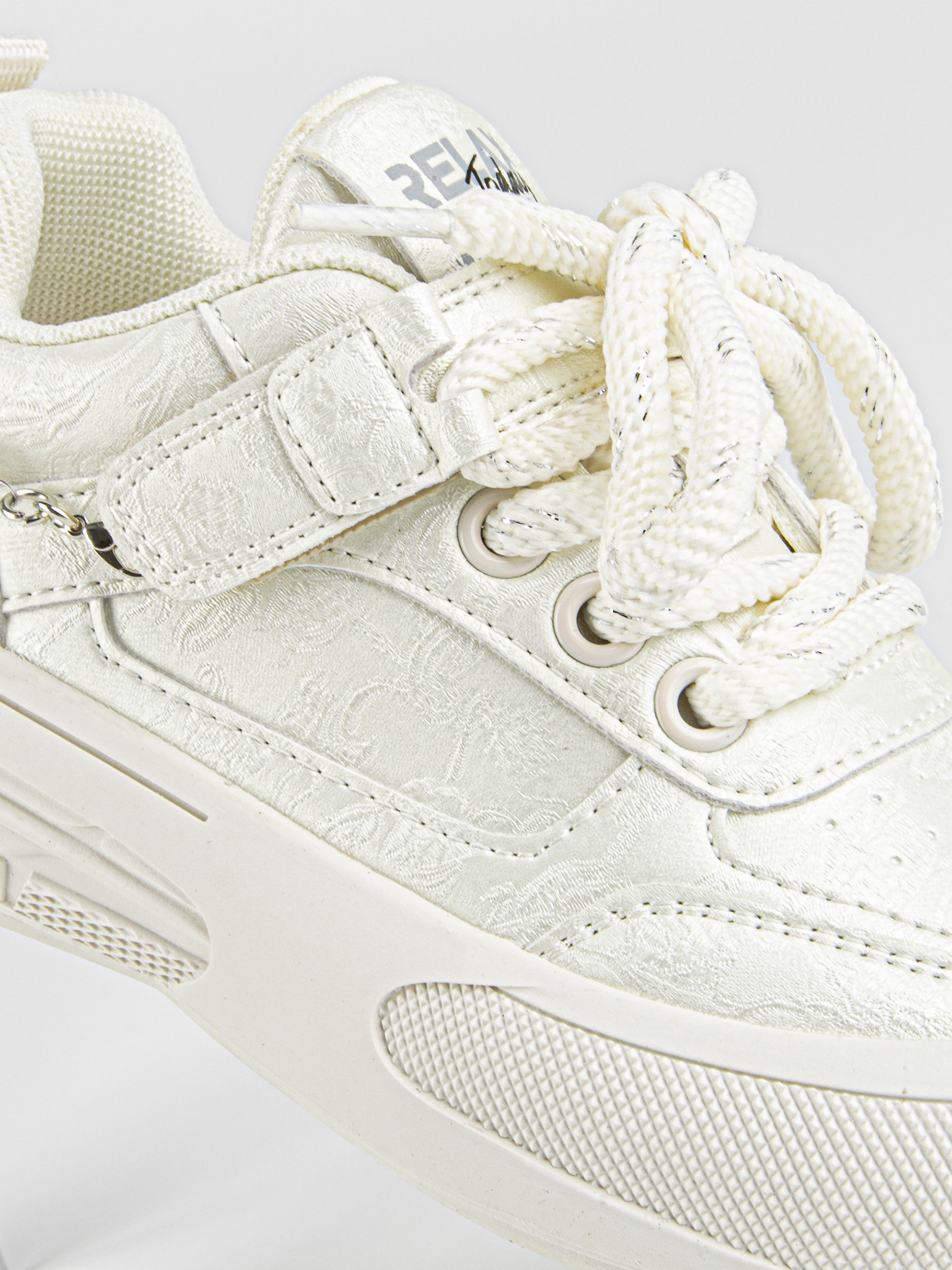 Кроссовки артикул:721199-2-3