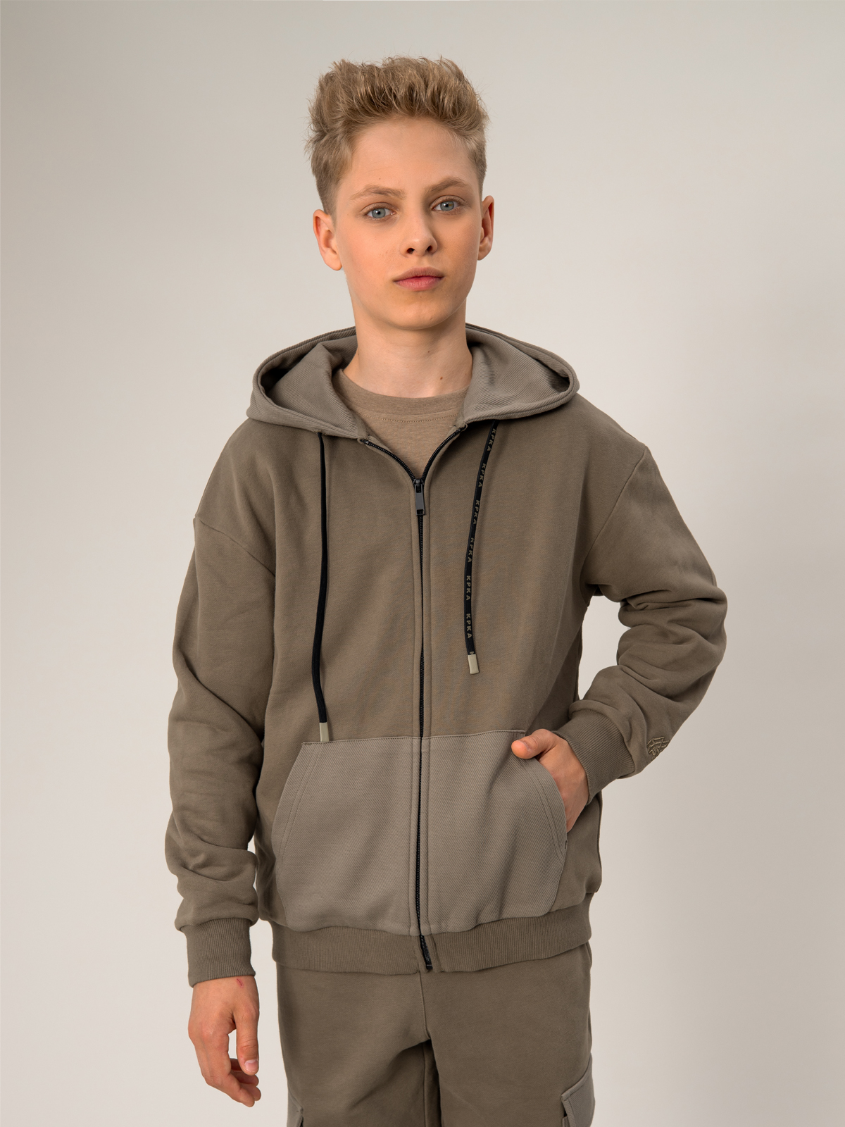 Толстовка артикул:OJBCJ08-Y3-3