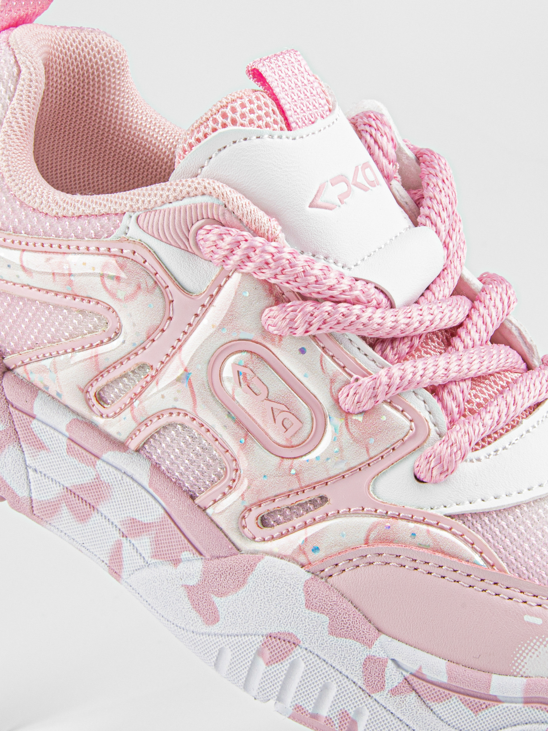 Кроссовки артикул:731257-2-3