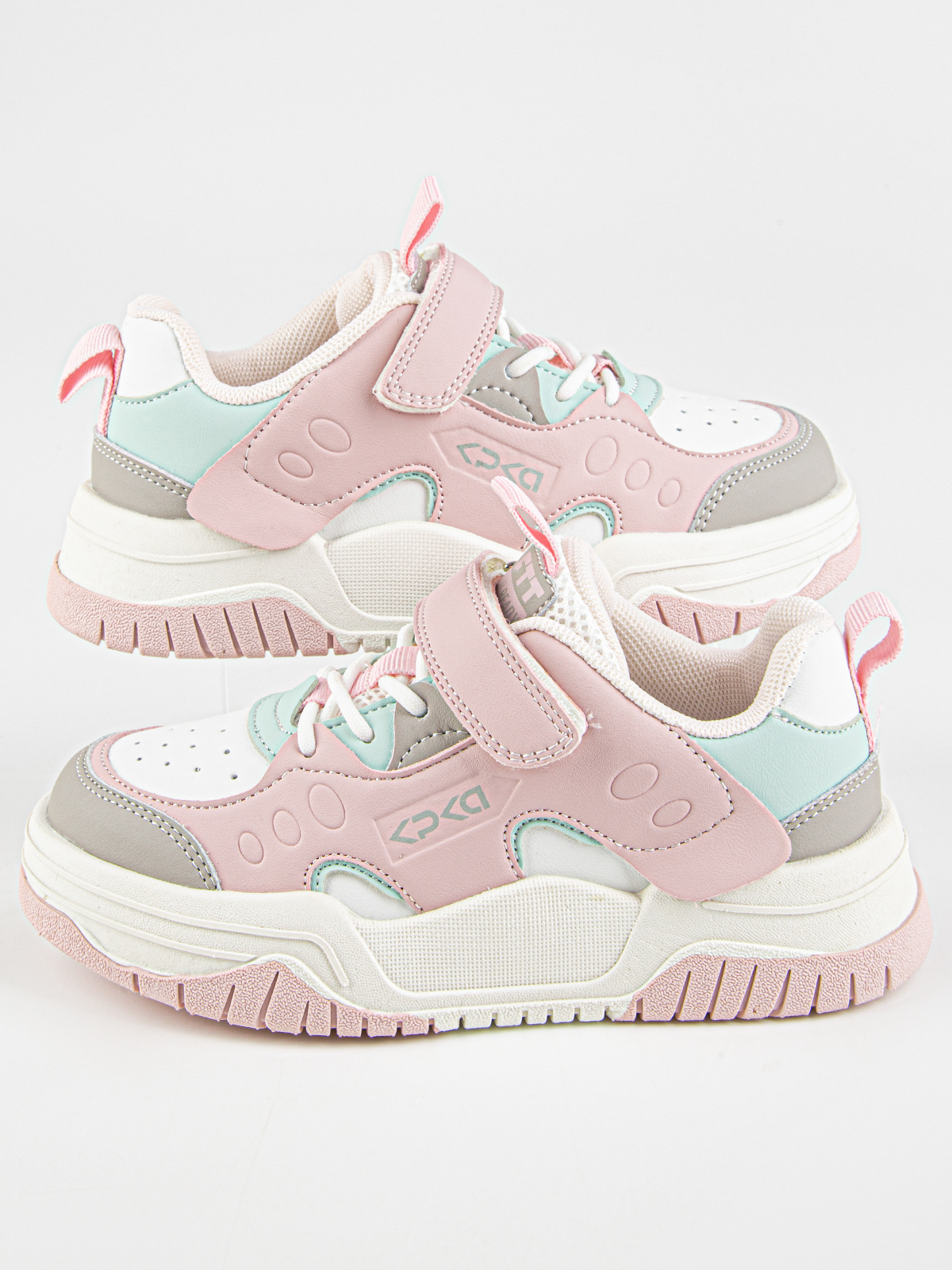 Кроссовки артикул:721147-20-4