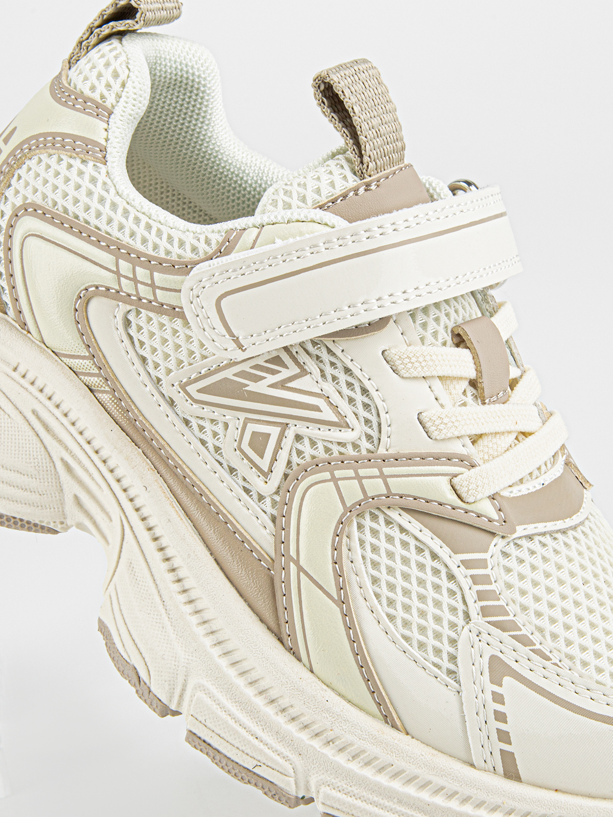 Кроссовки артикул:731124-30-3