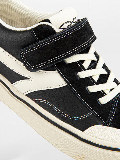 Кроссовки артикул:731212-1-3