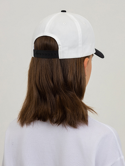 Бейсболка артикул:BCAP-4007-BW-2